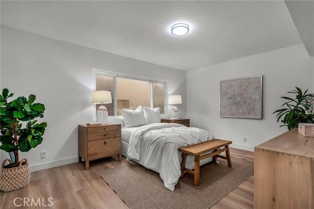 1731 Spreckels Lane, Redondo Beach, CA 90278