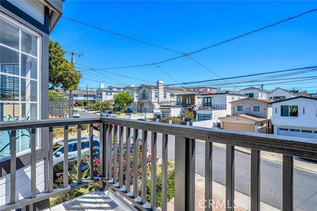 1731 Spreckels Lane, Redondo Beach, CA 90278