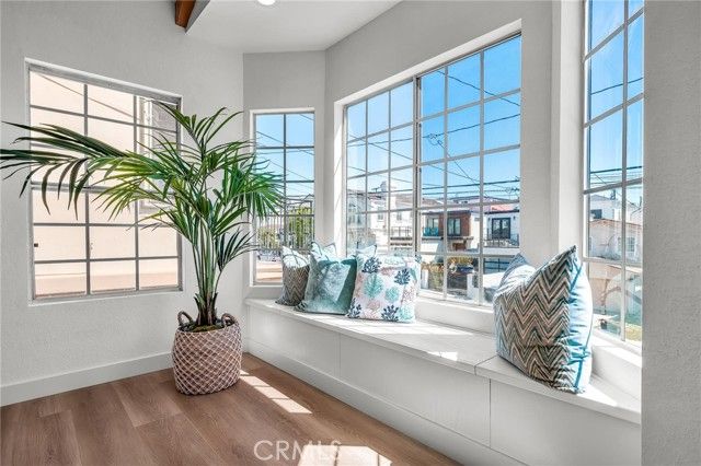 1731 Spreckels Lane, Redondo Beach, CA 90278