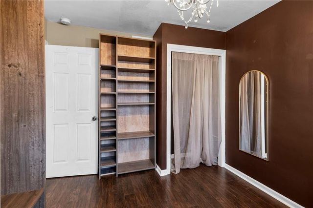 401 N RANDOLPH Street, Pleasant Hill, MO 64080