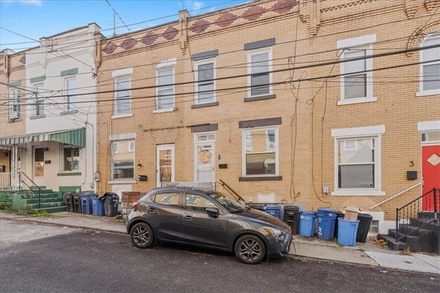 5 Edith Pl, Oakland, PA 15213