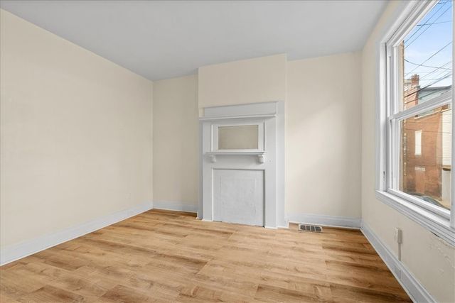 5 Edith Pl, Oakland, PA 15213