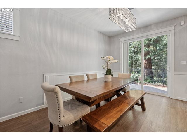 3441 Se PINEWOOD Ave, Hillsboro, OR 97123