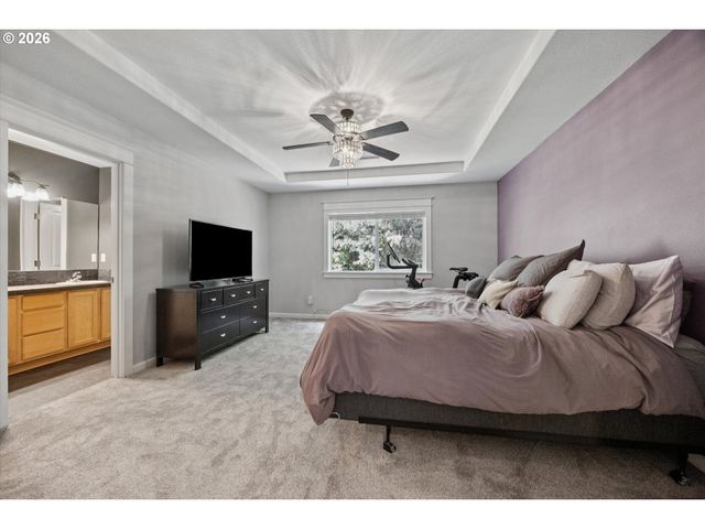 3441 Se PINEWOOD Ave, Hillsboro, OR 97123