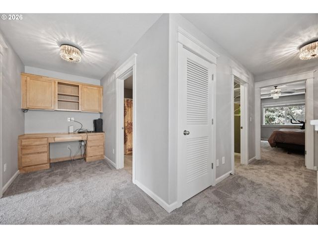 3441 Se PINEWOOD Ave, Hillsboro, OR 97123