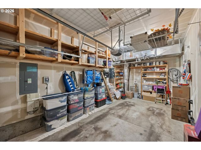 3441 Se PINEWOOD Ave, Hillsboro, OR 97123