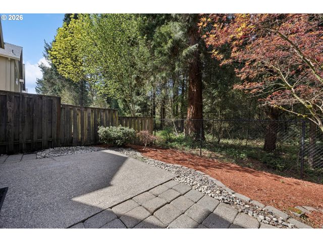 3441 Se PINEWOOD Ave, Hillsboro, OR 97123