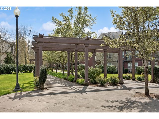 3441 Se PINEWOOD Ave, Hillsboro, OR 97123