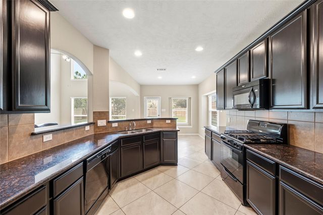 2327 Seahorse Bend Drive, Katy, TX 77449