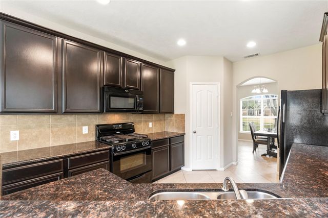 2327 Seahorse Bend Drive, Katy, TX 77449