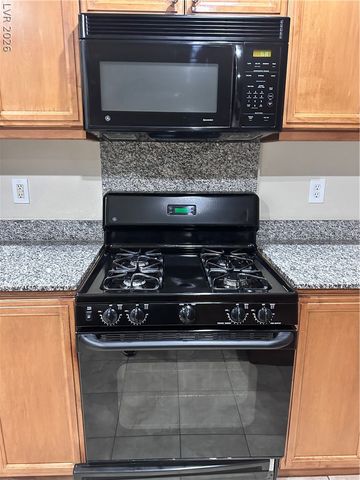 8183 Retriever Avenue, Las Vegas, NV 89147