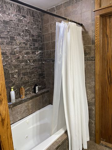 201 Glendale Cir, Pulaski, TN 38478