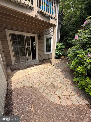 16024 BEACON HILL DR, Holland, PA 18966