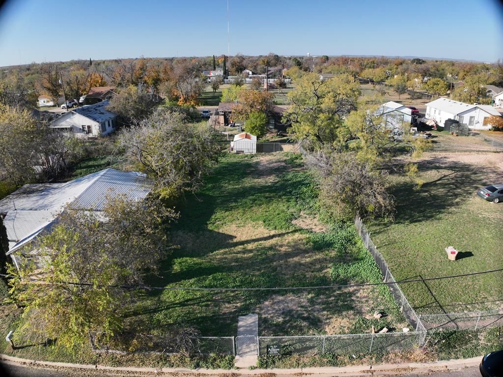 Image 1 of property listing at 76 E E 20th St # 3, San Angelo, TX 76904