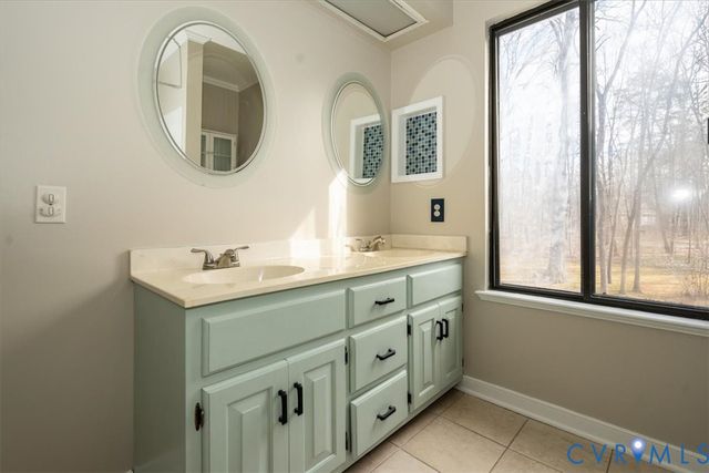 5910 Harbourwood Pl, Midlothian, VA 23112