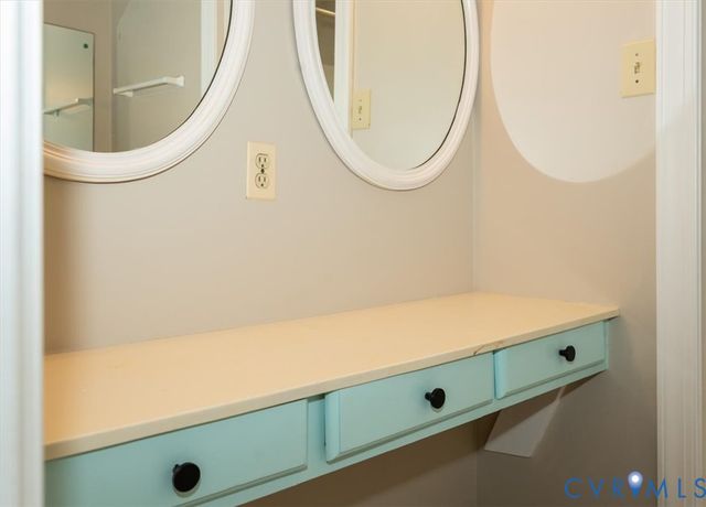 5910 Harbourwood Pl, Midlothian, VA 23112