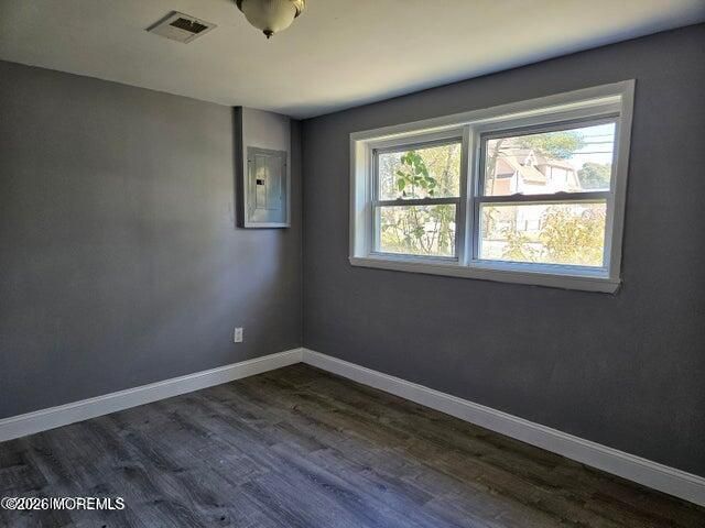 622 Vaughn Avenue, Toms River, NJ 08753