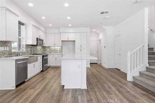 101 Red Brick Drive 1, Simi Valley, CA 93065