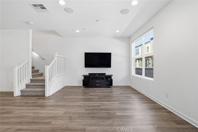 101 Red Brick Drive 1, Simi Valley, CA 93065