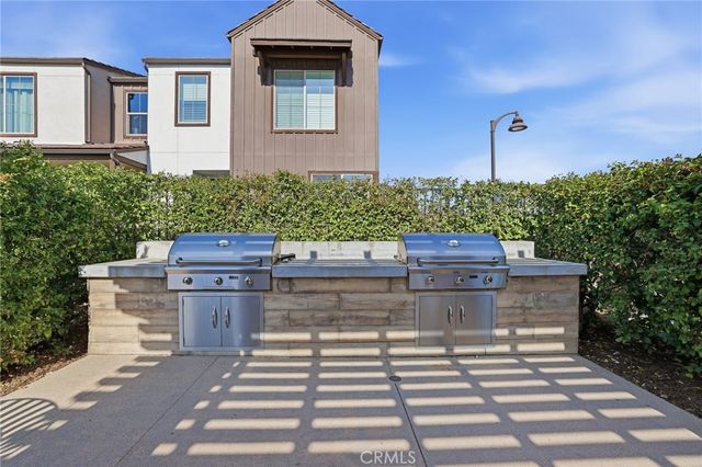101 Red Brick Drive 1, Simi Valley, CA 93065