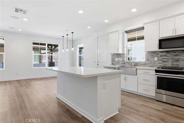 101 Red Brick Drive 1, Simi Valley, CA 93065