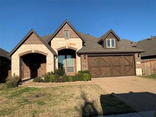 1609 Emerald Tree Place, Aubrey, TX 76227