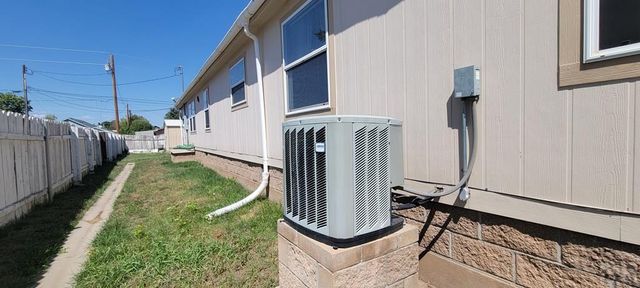 202 W 10th St, Walsenburg, CO 81089