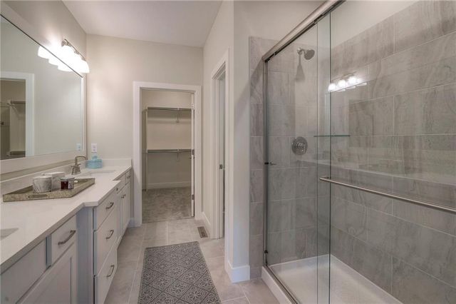 24110 W 95th Street, Lenexa, KS 66227