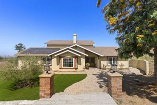 13658 Sage Mountain Lane, Jamul, CA 91935