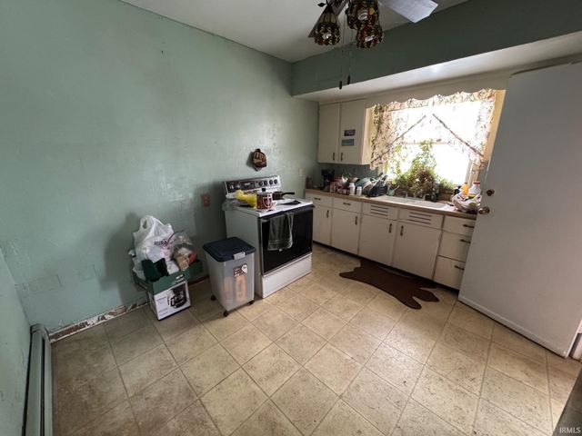 7465 E State Rd 16, Twelve Mile, IN 46988