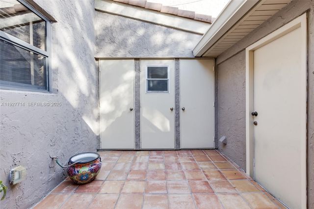 500 Bonnie Brae Way 17, Hollywood, FL 33021