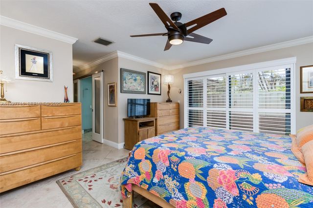 500 Bonnie Brae Way 17, Hollywood, FL 33021