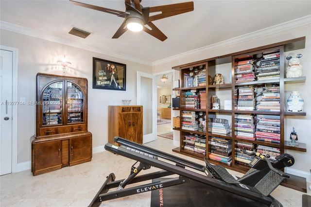 500 Bonnie Brae Way 17, Hollywood, FL 33021