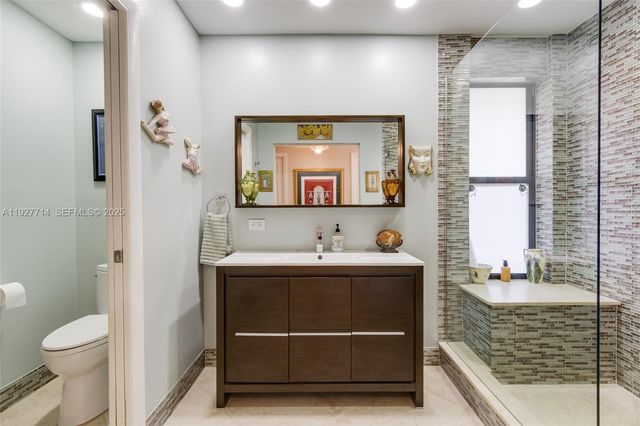 500 Bonnie Brae Way 17, Hollywood, FL 33021