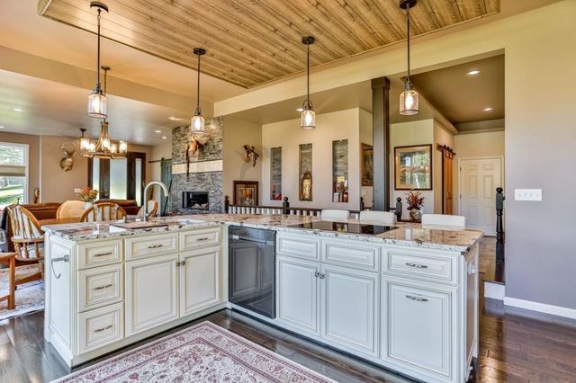 1607 MCINTOSH STREET, Wausau, WI 54403