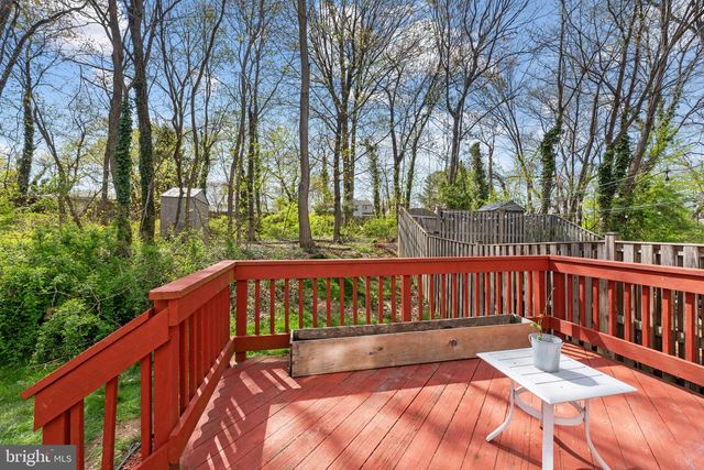 8122 WOODWARD ST, Savage, MD 20763