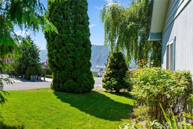 40 McLallen Lane, Manson, WA 98831