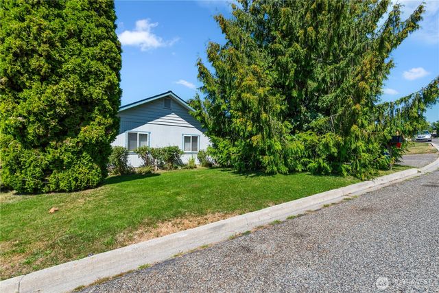 40 McLallen Lane, Manson, WA 98831