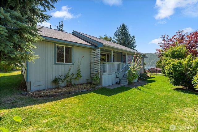 40 McLallen Lane, Manson, WA 98831