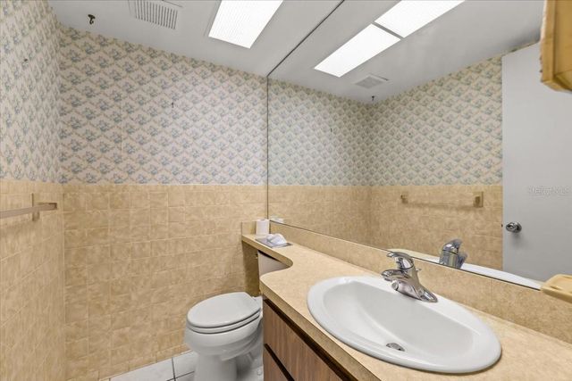 7132 BRAMBLEWOOD DRIVE, Port Richey, FL 34668