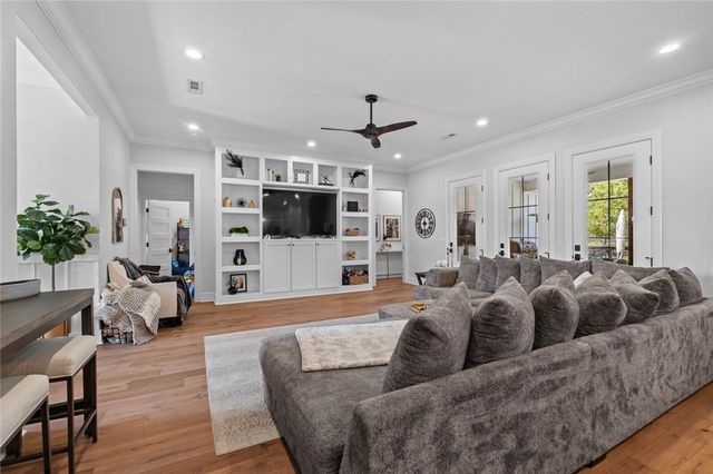 12315 Fairmount Road, Gentry, AR 72734