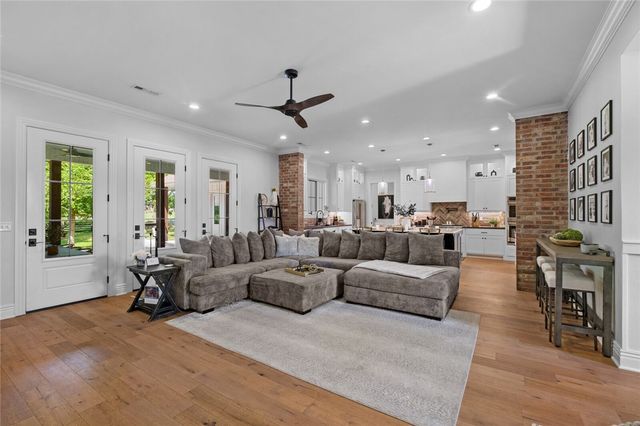 12315 Fairmount Road, Gentry, AR 72734