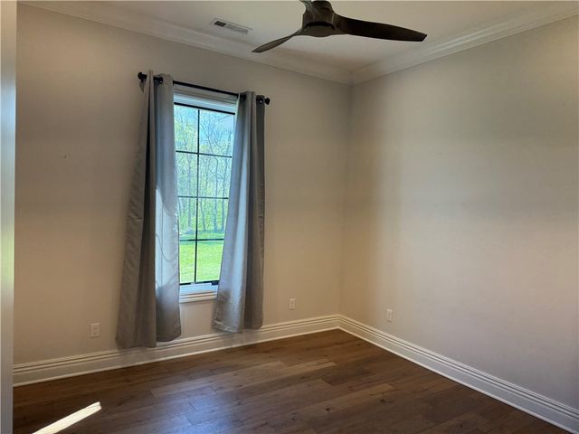 12315 Fairmount Road, Gentry, AR 72734
