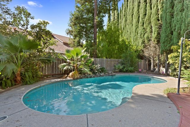 1837 Mark Mead Ln, Modesto, CA 95356