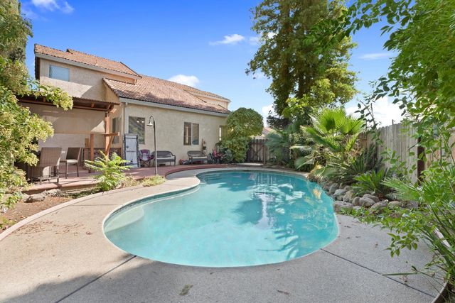 1837 Mark Mead Ln, Modesto, CA 95356