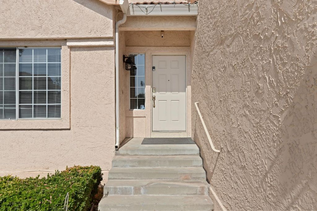 1837 Mark Mead Ln, Modesto, CA 95356