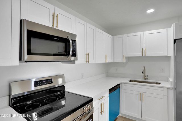 3139 PHYLLIS Street, Jacksonville, FL 32205