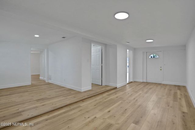 3139 PHYLLIS Street, Jacksonville, FL 32205