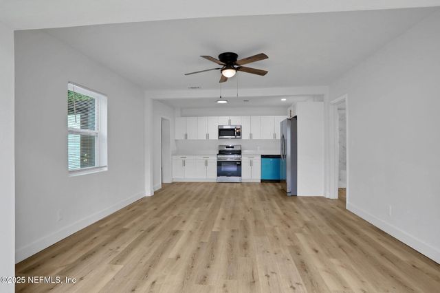 3139 PHYLLIS Street, Jacksonville, FL 32205