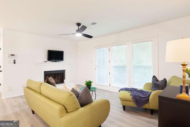 403 Tuxworth Circle, Decatur, GA 30033